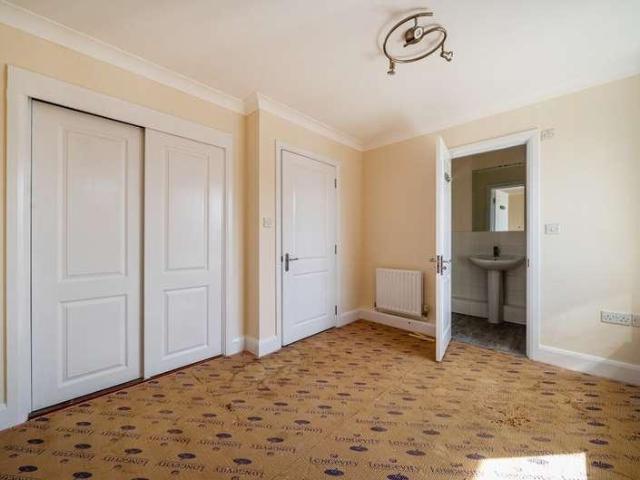 House for sale in Deer Park, Black Bourton