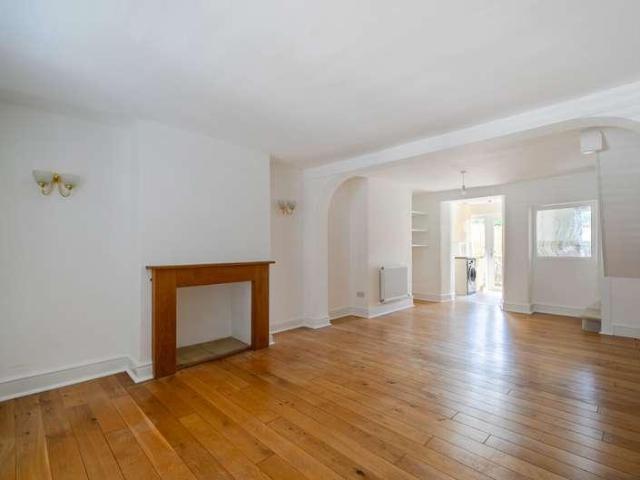 House for sale in Chesterton, Fossebridge