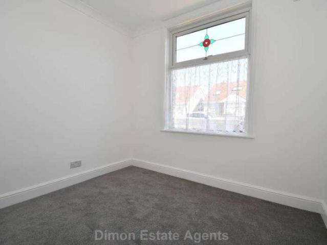 House for sale in Middlecroft, Hampshire