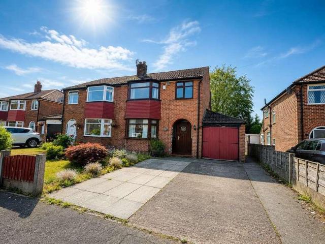 House for sale in Ashton upon Mersey, Trafford Park
