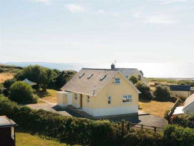 House for sale in Nolton and Roch, Newgale