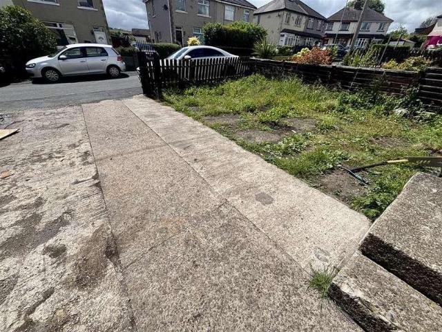 House for sale in Town End, West Yorkshire