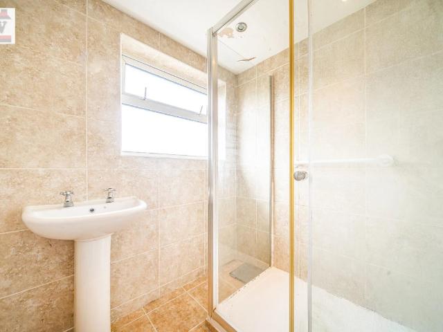 House for sale in London Borough of Hounslow, Greater London