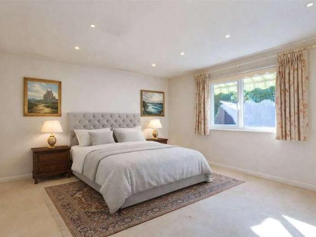 House for sale in Sheeplands Farm, Wargrave