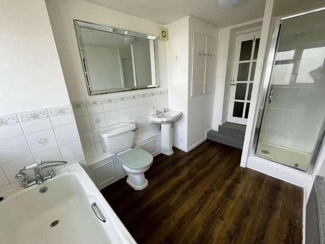 House for sale in Olney
