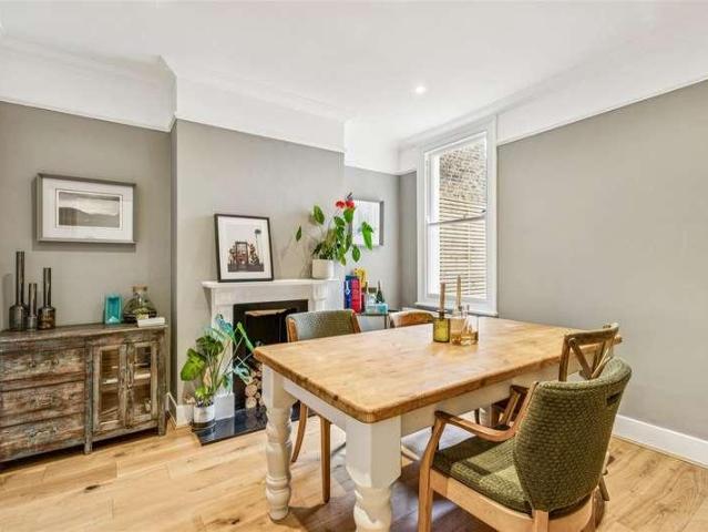 House for sale in Strand-on-the-Green, Greater London