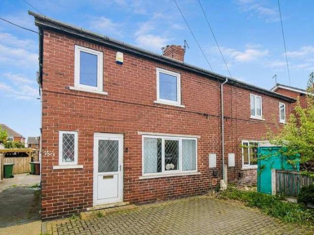 House for sale in New Crofton, West Yorkshire