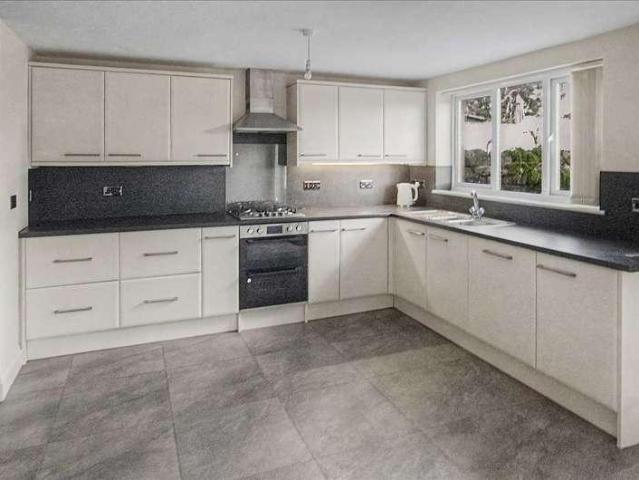 House for sale in Monkton, Pembroke