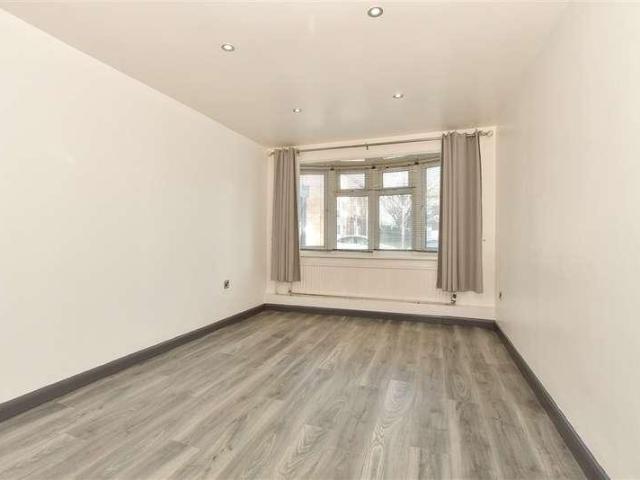 House for sale in Westwood, Acol