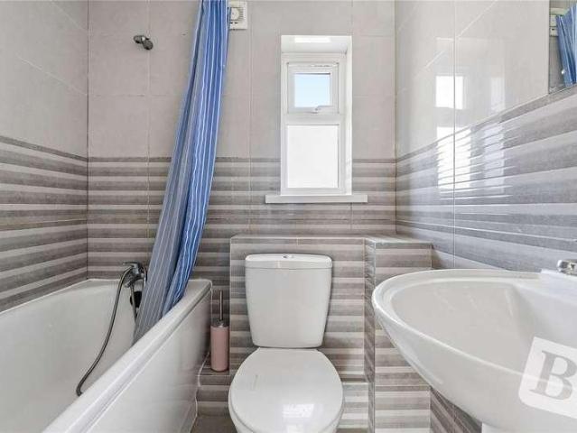 House for sale in Becontree, Greater London