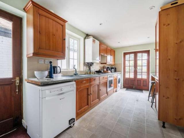 House for sale in Clewer Village, Windsor
