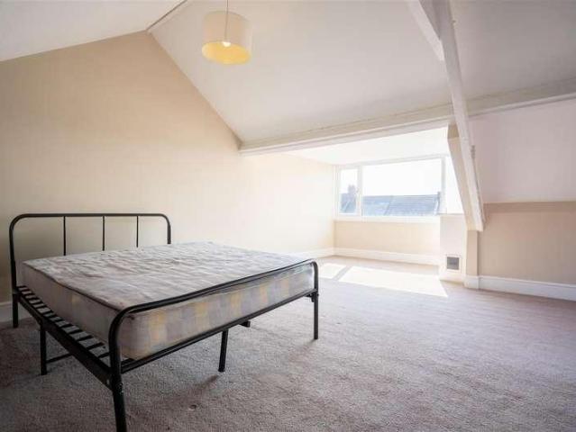 House for sale in Whitley Bay, Cullercoats