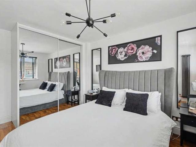 House for sale in Caldermill, East Midlands