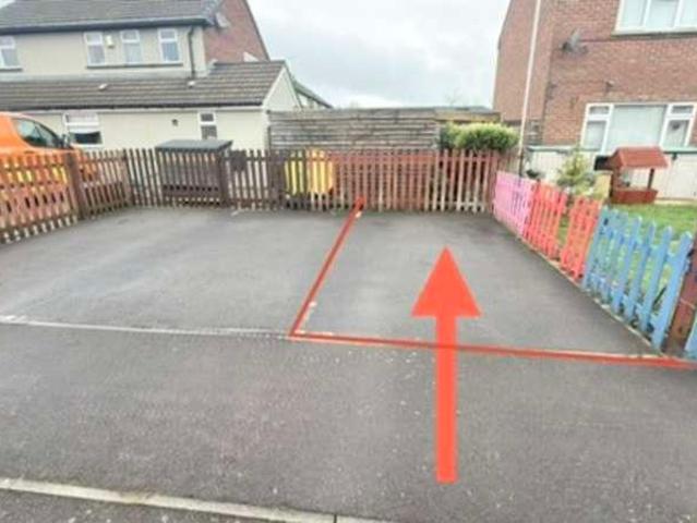 House for sale in Flowerdown Park, Locking