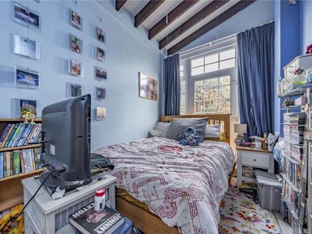 House for sale in Royal Borough of Kingston upon Thames, Greater London