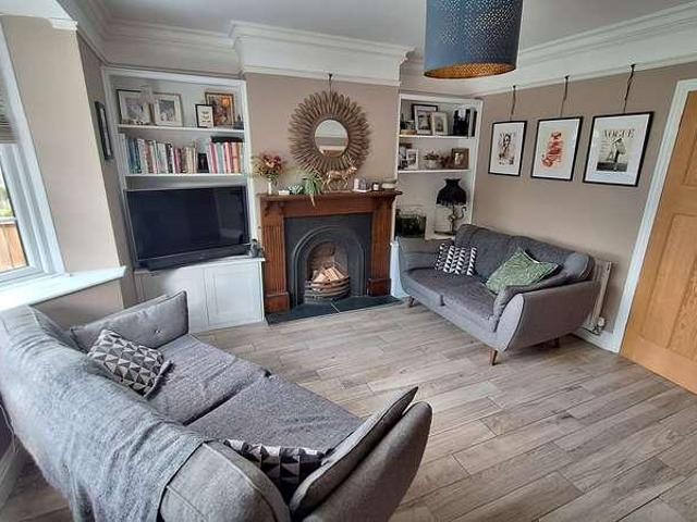 House for sale in Hartshill CP, Gun Hill