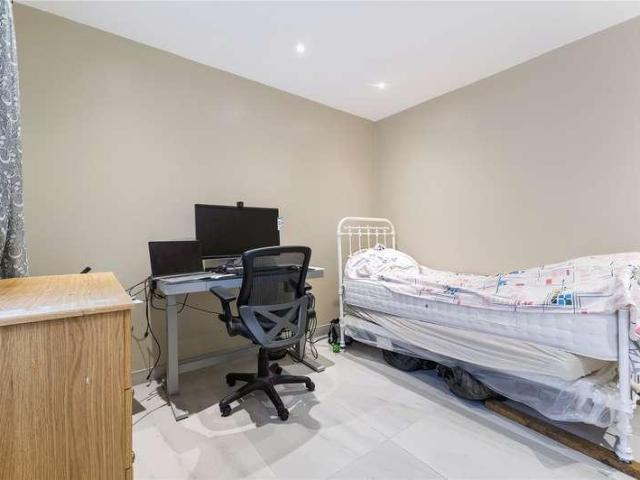 House for sale in Knaphill, Woking