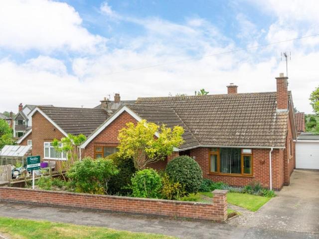 House for sale in Elmfield, Leicestershire