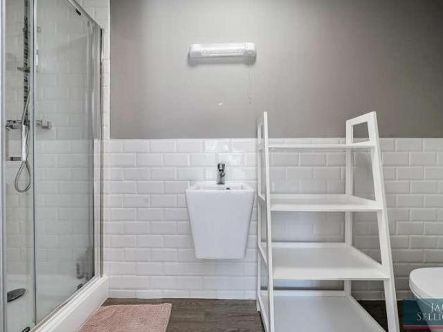 House for sale in Stanford On Avon, Leicestershire