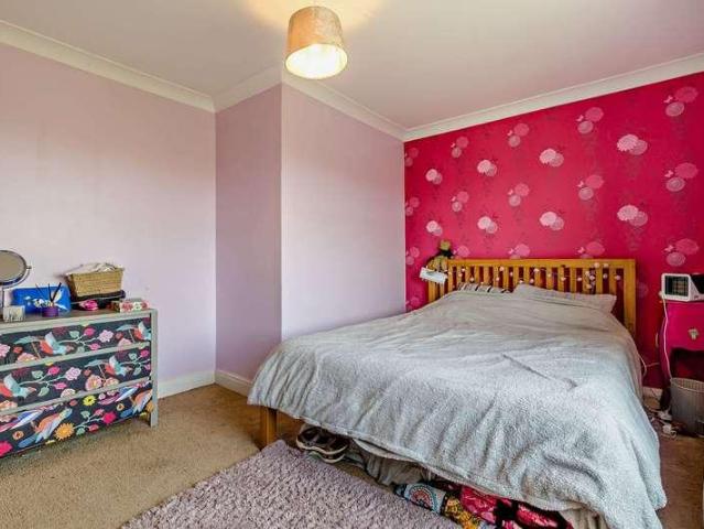 House for sale in Ossett, West Yorkshire