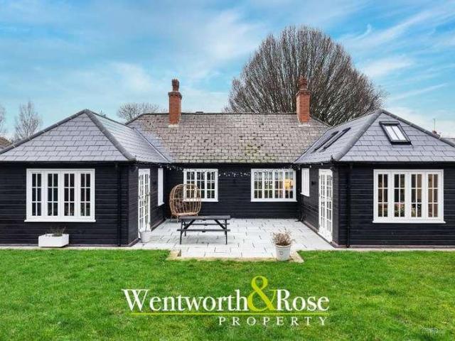 House for sale in Stirchley, West Midlands