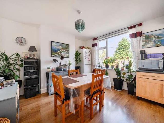 House for sale in Talbot Village, Bournemouth