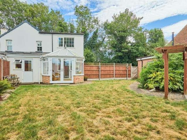 House for sale in New Bilton, Warwickshire