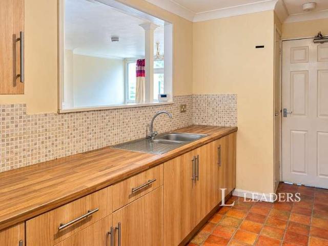 House for sale in Greenstead Estate, Colchester