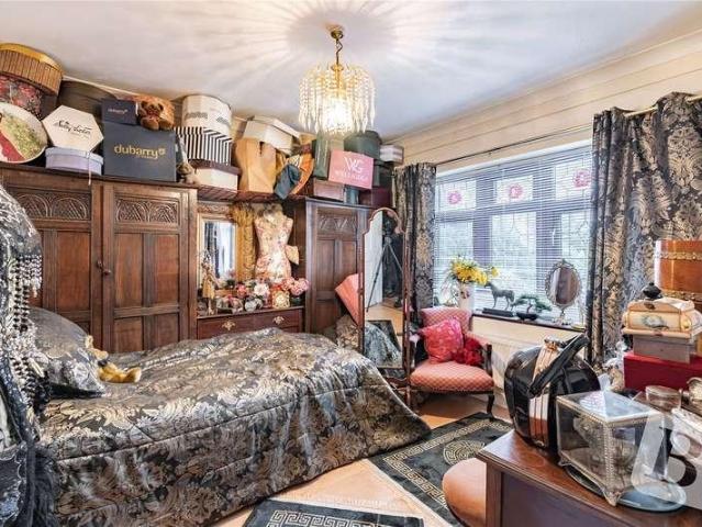 House for sale in Bowers Gifford and North Benfleet, Bowers Gifford