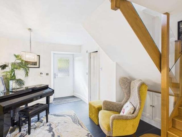 House for sale in Bowston