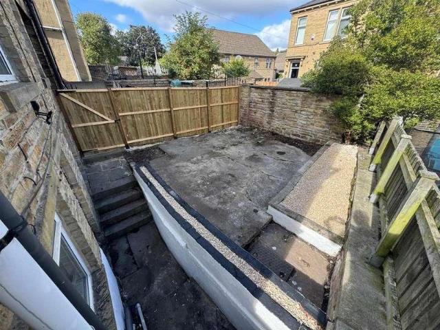 House for sale in Simpson Green, Bradford
