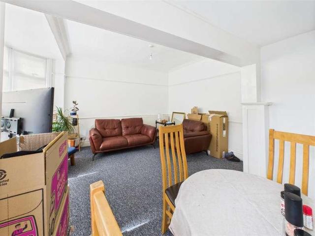 House for sale in Wallasey, Liscard