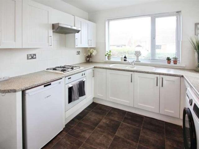 House for sale in Whinmoor, West Yorkshire