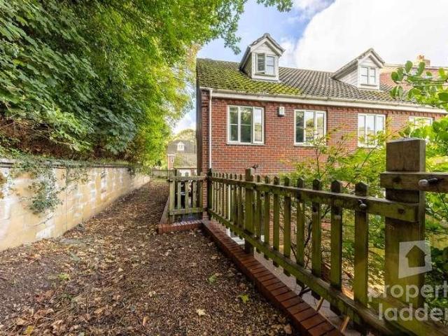 House for sale in New Catton, East Bank