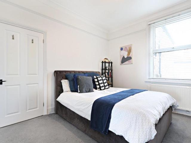 House for sale in London Borough of Lewisham, Greater London