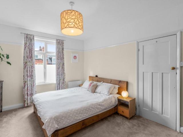 House for sale in Chapel Allerton, West Yorkshire
