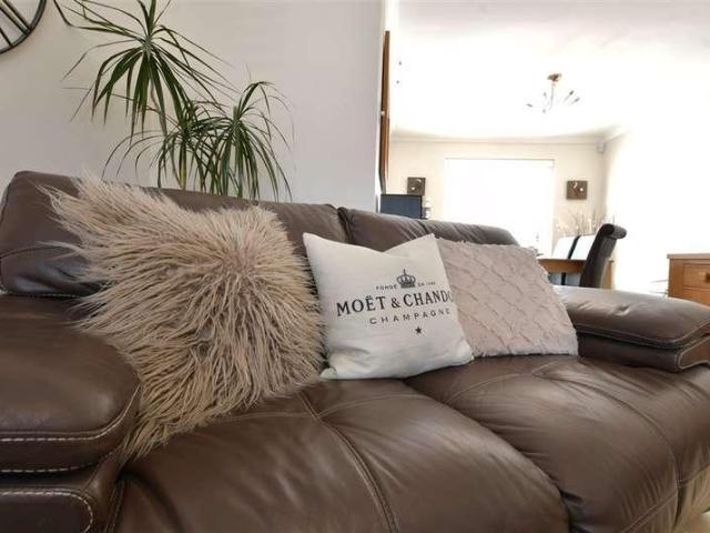House for sale in Chadwell Heath, Greater London