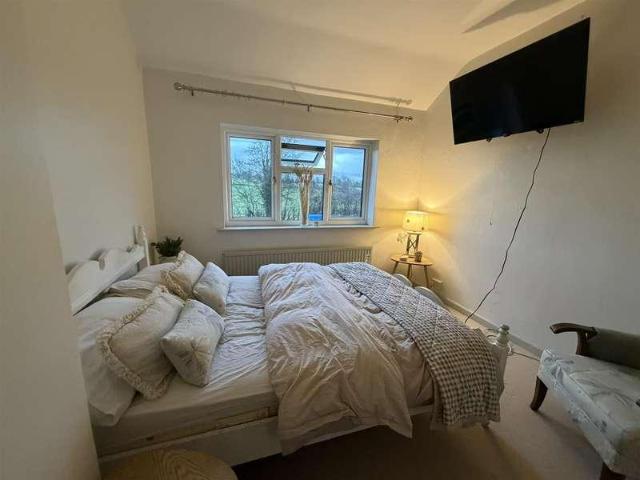 House for sale in Weedon Bec