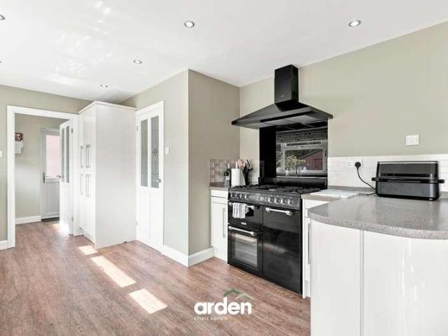House for sale in Elmdon, West Midlands