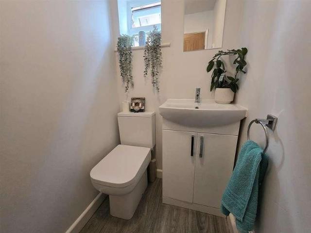House for sale in Heald Green, Greater Manchester