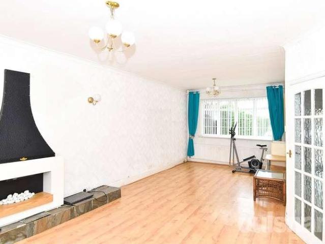 House for sale in Kings Norton, West Midlands