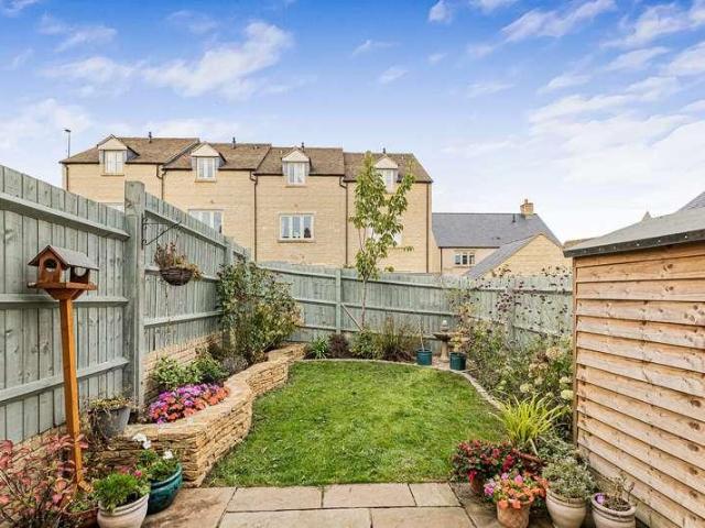 House for sale in Tetbury Upton, Cotswold