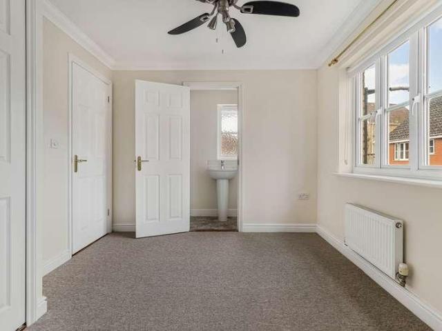 House for sale in Chelmondiston, Suffolk