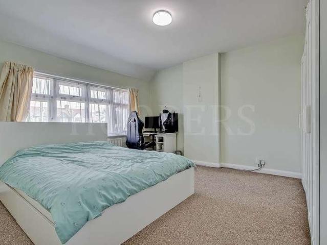 House for sale in Dollis Hill, Greater London