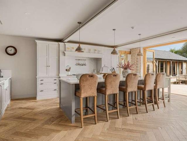 House for sale in Fossebridge, Gloucestershire