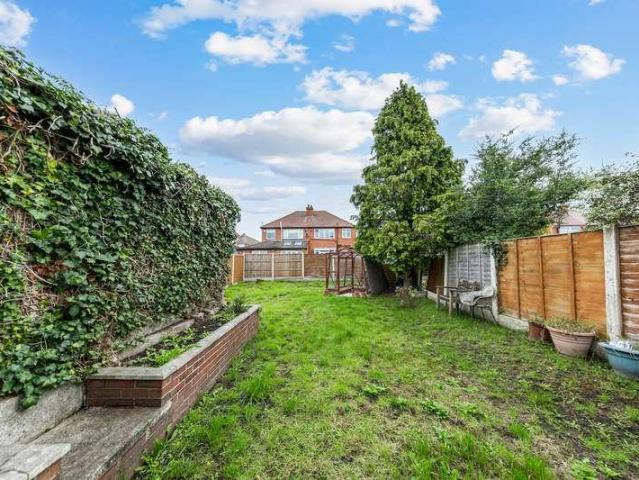 House for sale in Lingley Green, Warrington