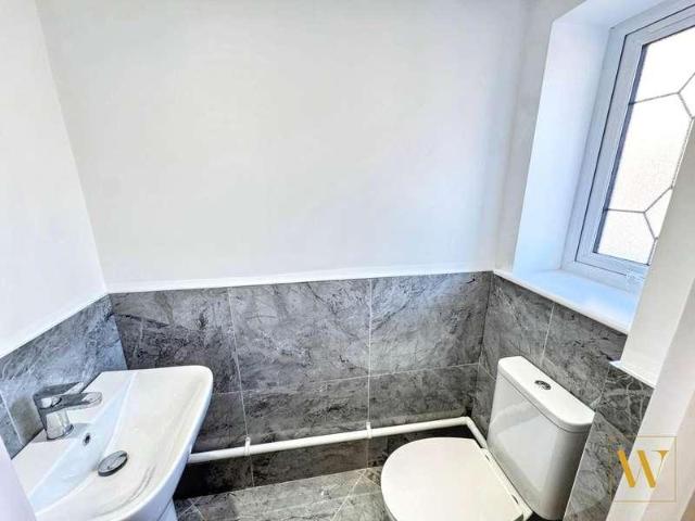 House for sale in Berrick Salome, Oxfordshire