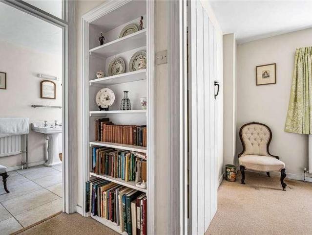 House for sale in Horsham, West Sussex