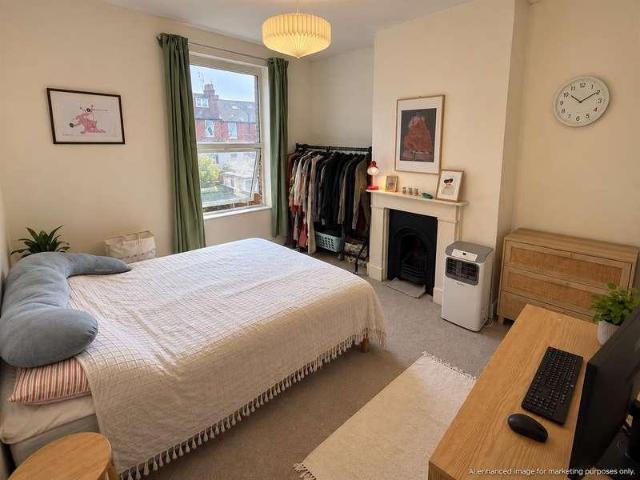 House for sale in South Chingford, Greater London