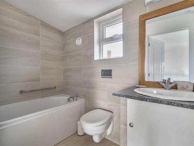 House for sale in Easton-in-gordano, North Somerset